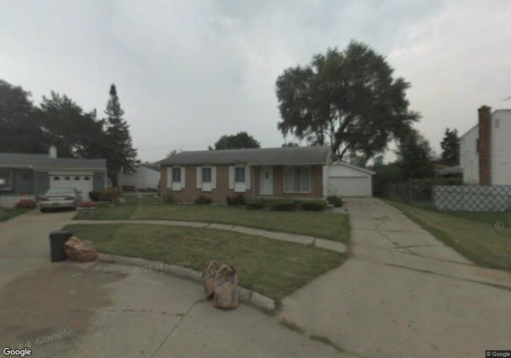 3806 Lynn Ct, Flint, MI 48503 - photo 1