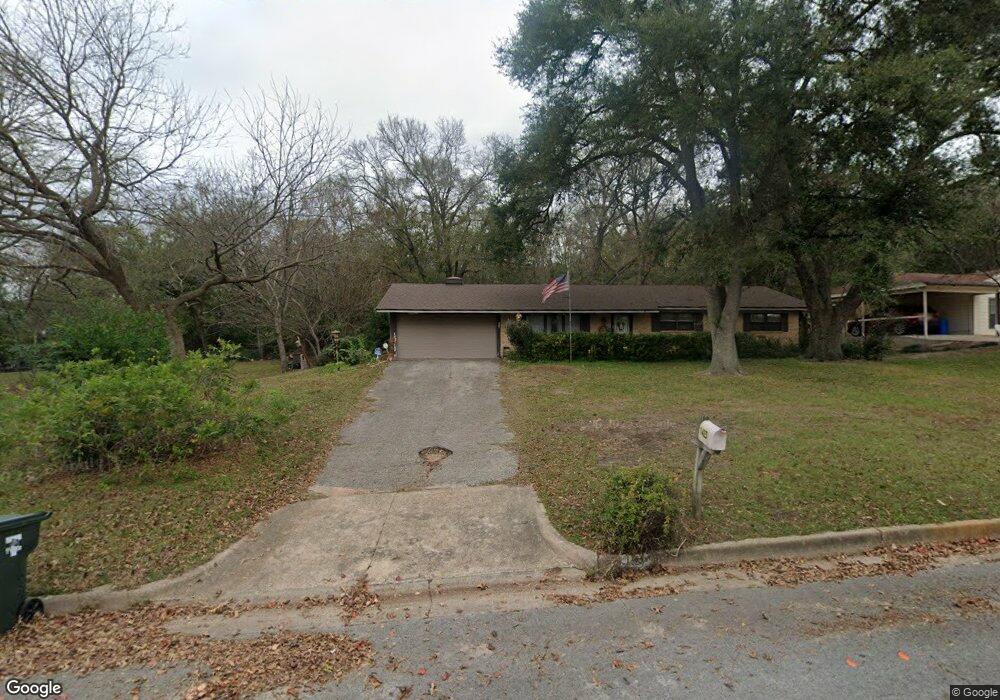 1423 Woodland Hills Dr, Tyler, TX 75701 - photo 1