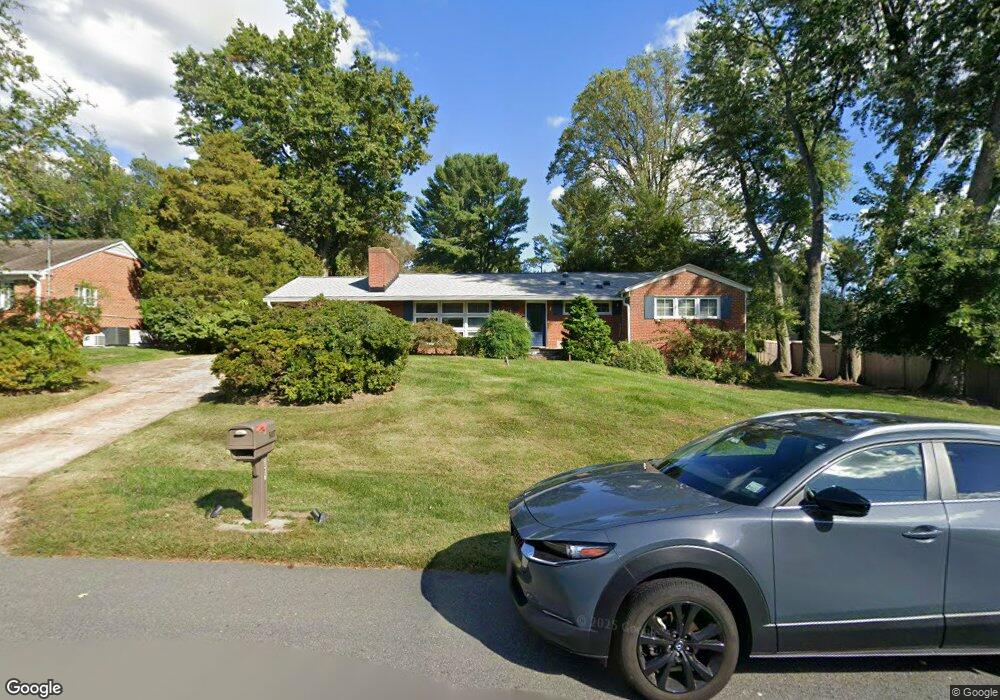 9407 Rosehill Dr, Bethesda, MD 20817 - photo 1