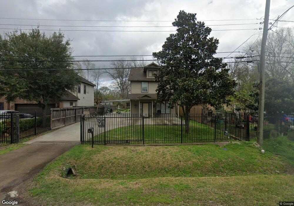 213 Heaney Dr, Houston, TX 77076 - photo 1