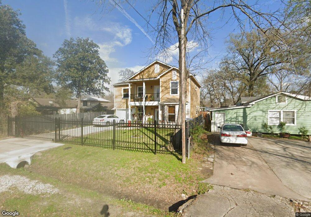 7904 Appleton St, Houston, TX 77022 - photo 1