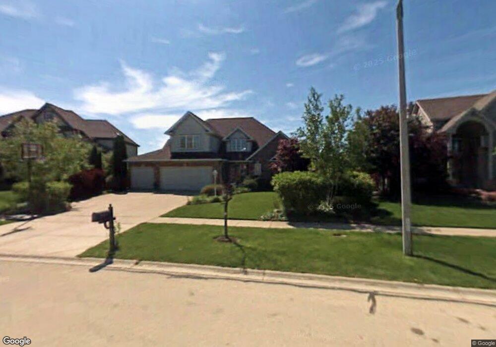 2936 Beth Ln, Naperville, IL 60564 - photo 1