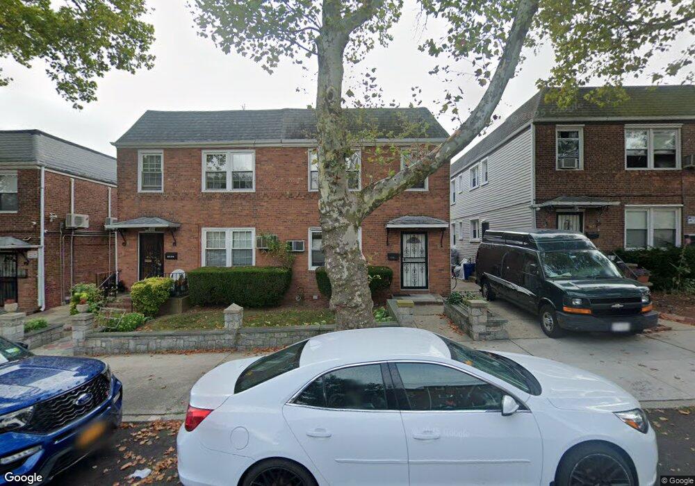 7805 166th St, Fresh Meadows, NY 11366 - photo 1