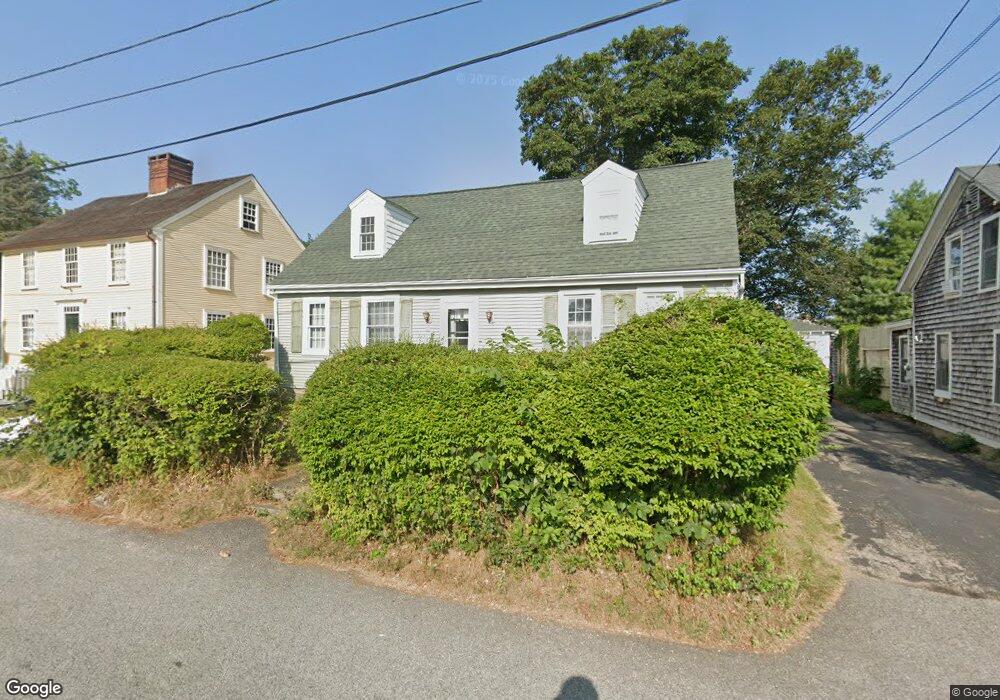 8 Hopkins Ln, Wakefield, RI 02879 - photo 1