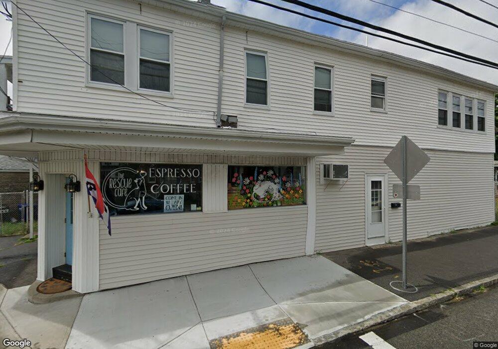 414 Main St, Fairhaven, MA 02719 - photo 1