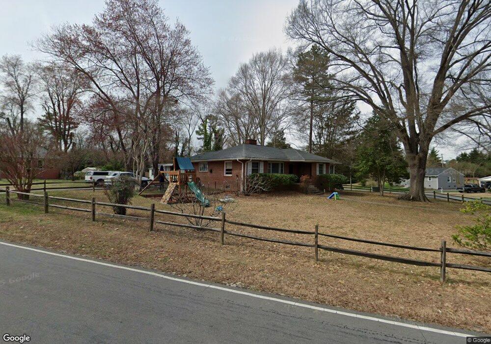 1800 Cedarhurst Dr, Richmond, VA 23225 - photo 1