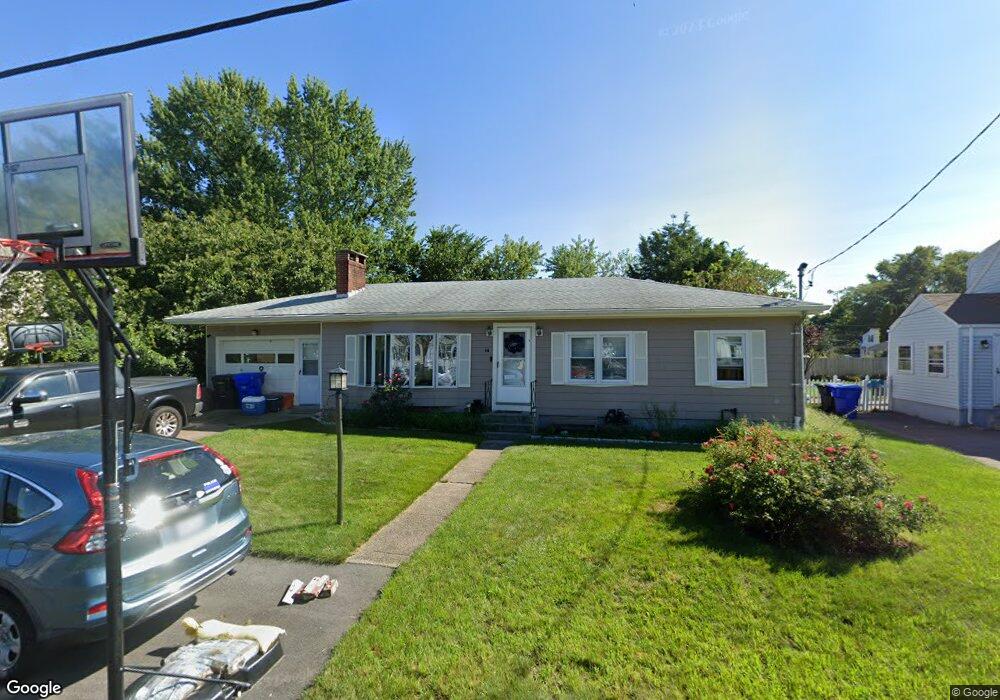 14 Winthrop St, Riverside, RI 02915 - photo 1
