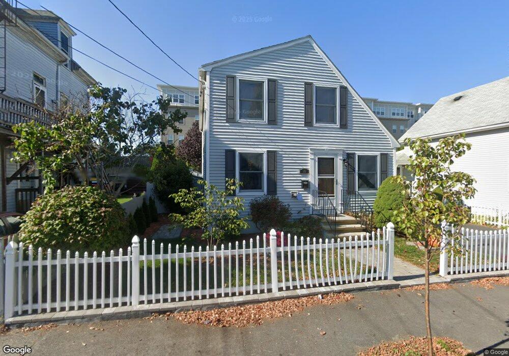 36 Chase St, Beverly, MA 01915 - photo 1