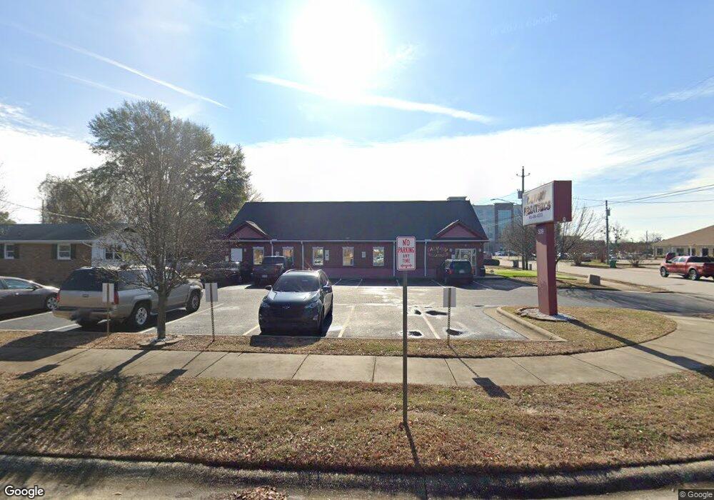 509 Sandhurst Dr, Fayetteville, NC 28304 - photo 1