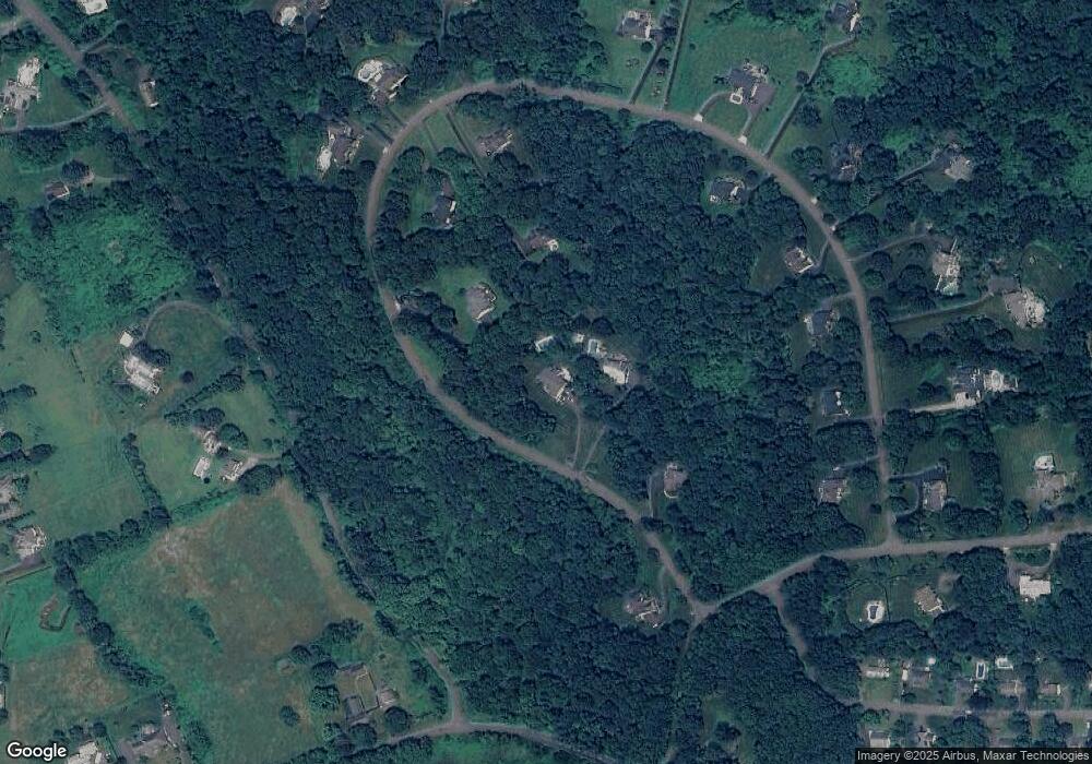 8 Whitewood Rd, Newtown, CT 06470 - photo 1