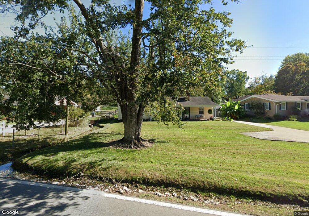 7104 E Manslick Rd, Louisville, KY 40228 - photo 1