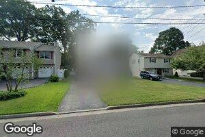 128 Nutwood Ave, Middlesex, NJ 08846