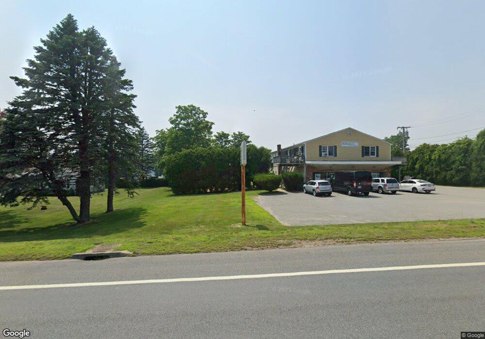 367 Metacom Ave, Bristol, RI 02809 - photo 1