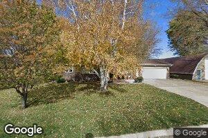 209 Railroad St, Hull, IA 51239