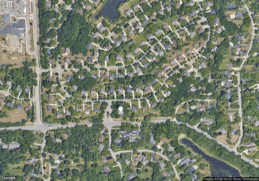 2928 West Bloomfield Oaks Dr, West Bloomfield, MI 48324 - photo 1