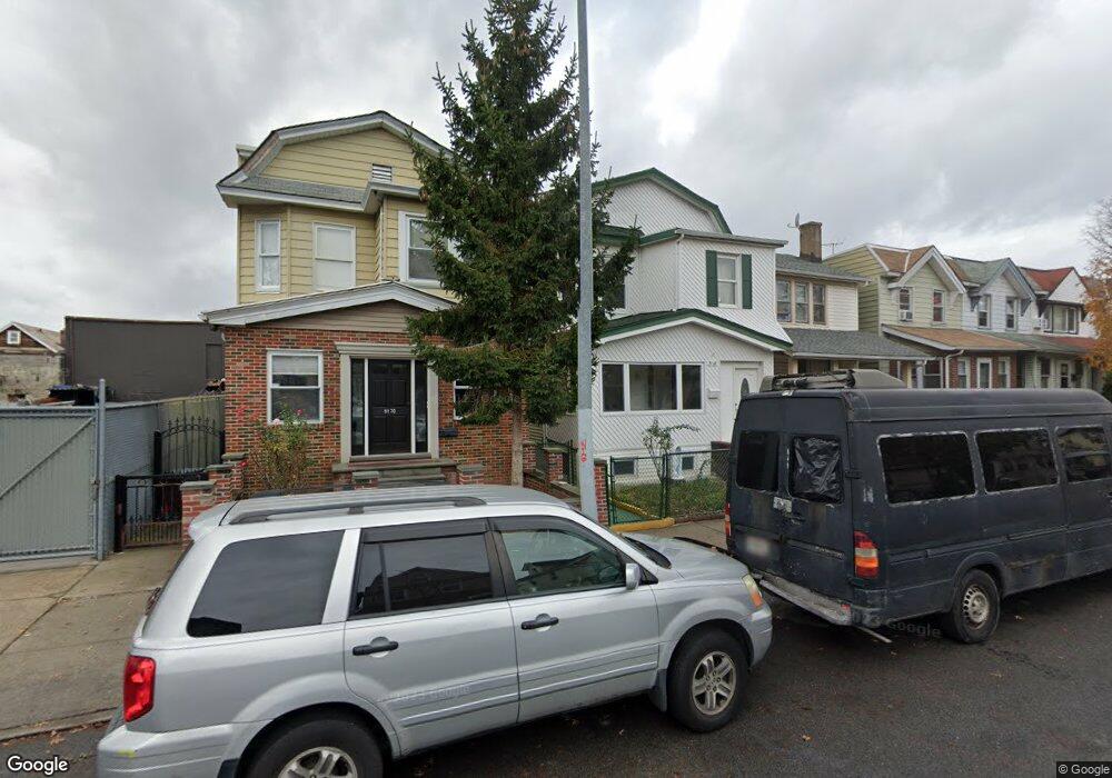 9166 110th St, Richmond Hill, NY 11418 - photo 1