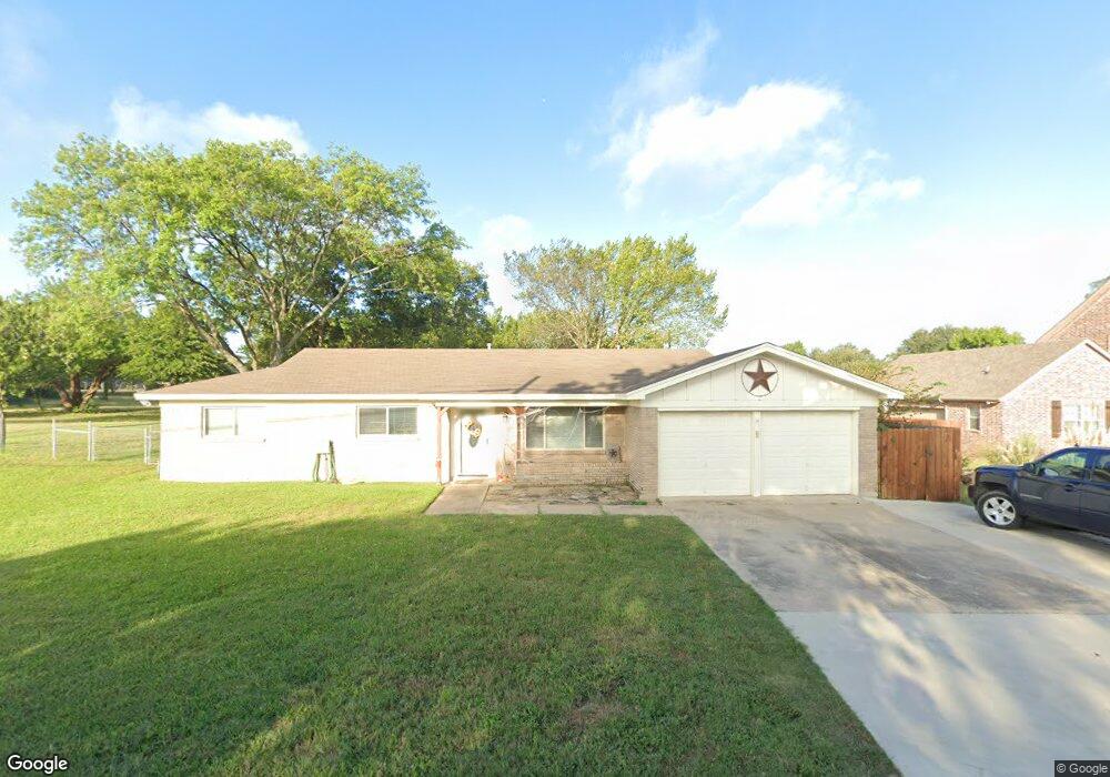 7521 Kirk Rd, North Richland Hills, TX 76182 - photo 1