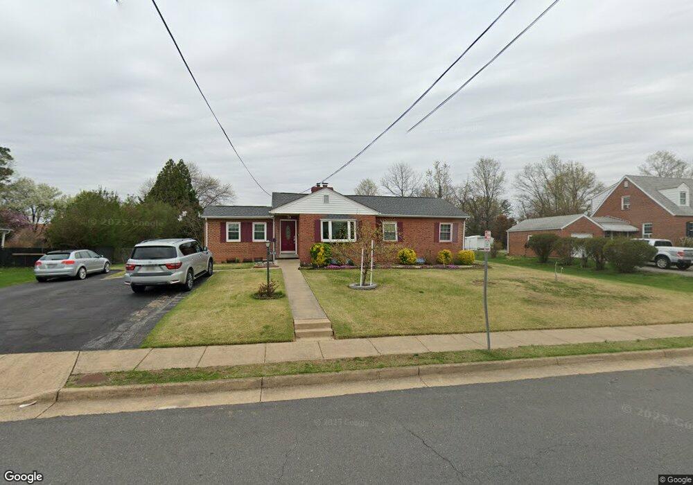 3430 Washington Dr, Falls Church, VA 22041 - photo 1