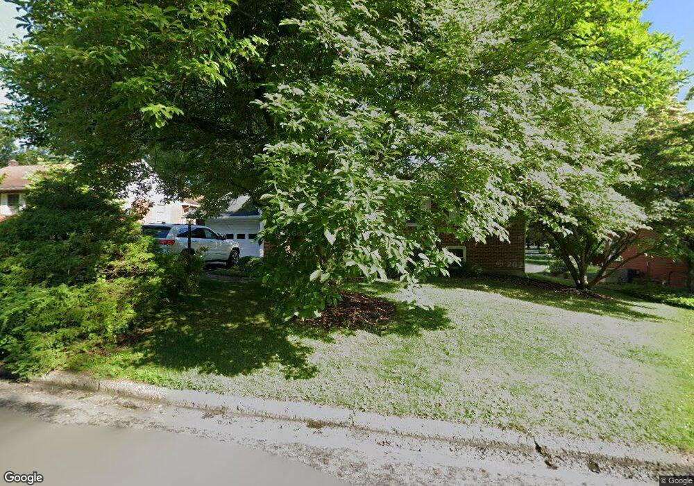 548 Oak St, Stroudsburg, PA 18360 - photo 1