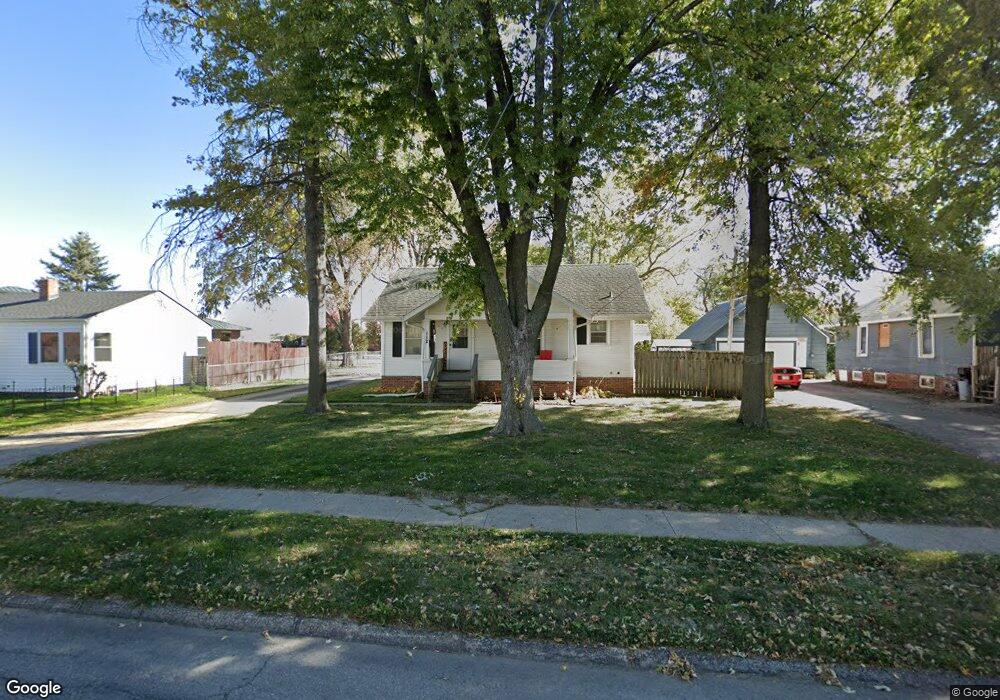 112 E 19th St S, Newton, IA 50208 - photo 1