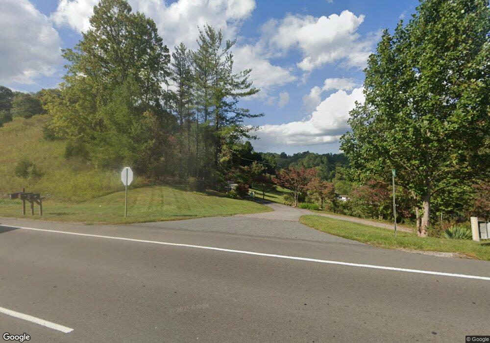 7 Allis Chalmers Dr, Burnsville, NC 28714 - photo 1