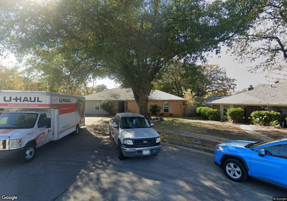 904 Hillside Ct, Bedford, TX 76022 - photo 1