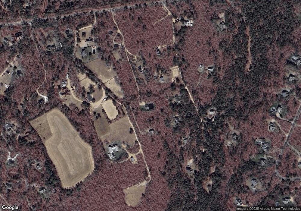 34 Brushbroom Ln, Vineyard Haven, MA 02568 - photo 1