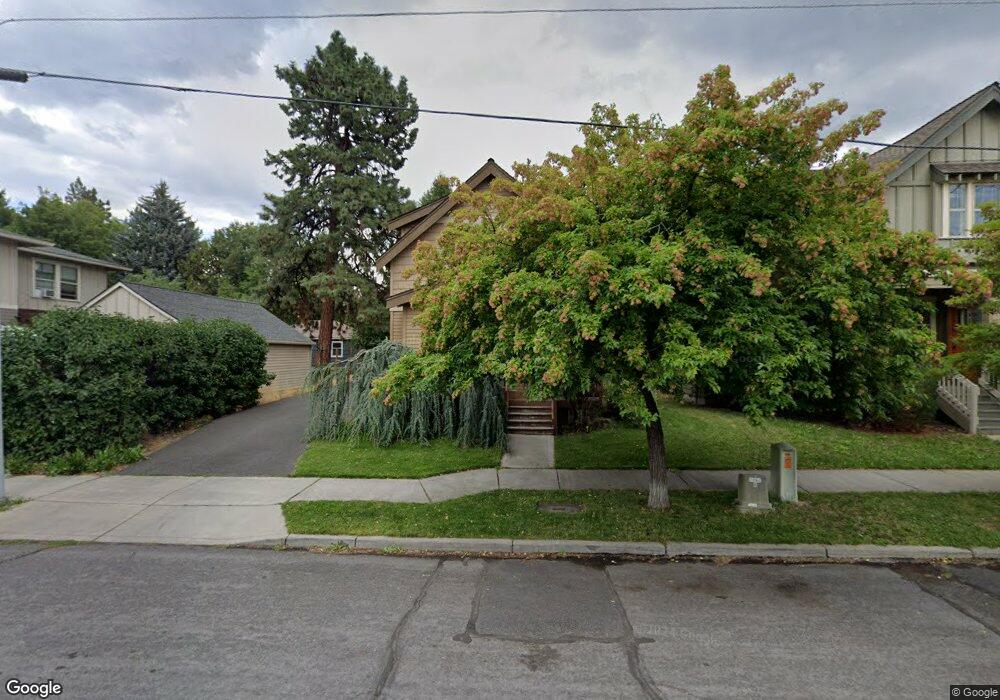 952 SW Hill St, Bend, OR 97702 - photo 1