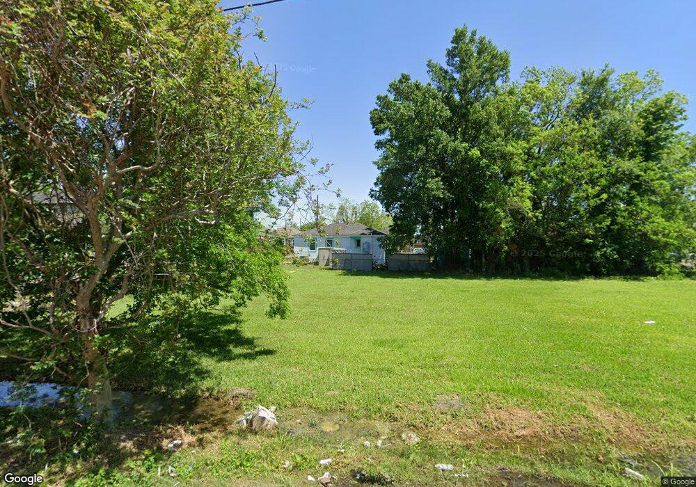 4057 Mcfarland St, New Orleans, LA 70126 - photo 1