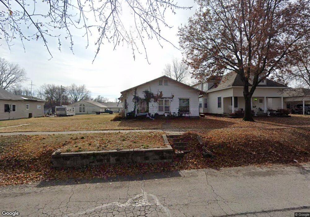 1520 Appleton Ave, Parsons, KS 67357 - photo 1