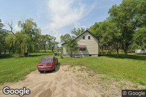 424 3rd Ave SW, Ellendale, ND 58436