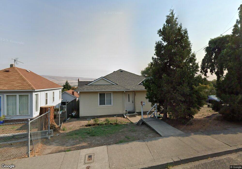 121 E 14th St, the Dalles, OR 97058 - photo 1