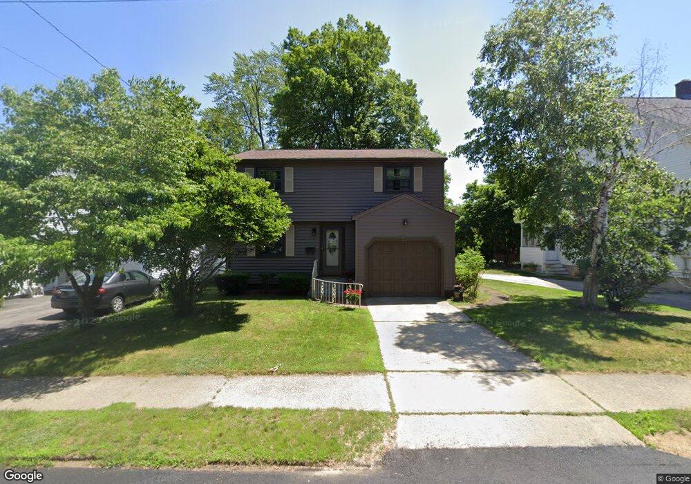 30 Hall Ave, Nashua, NH 03064 - photo 1