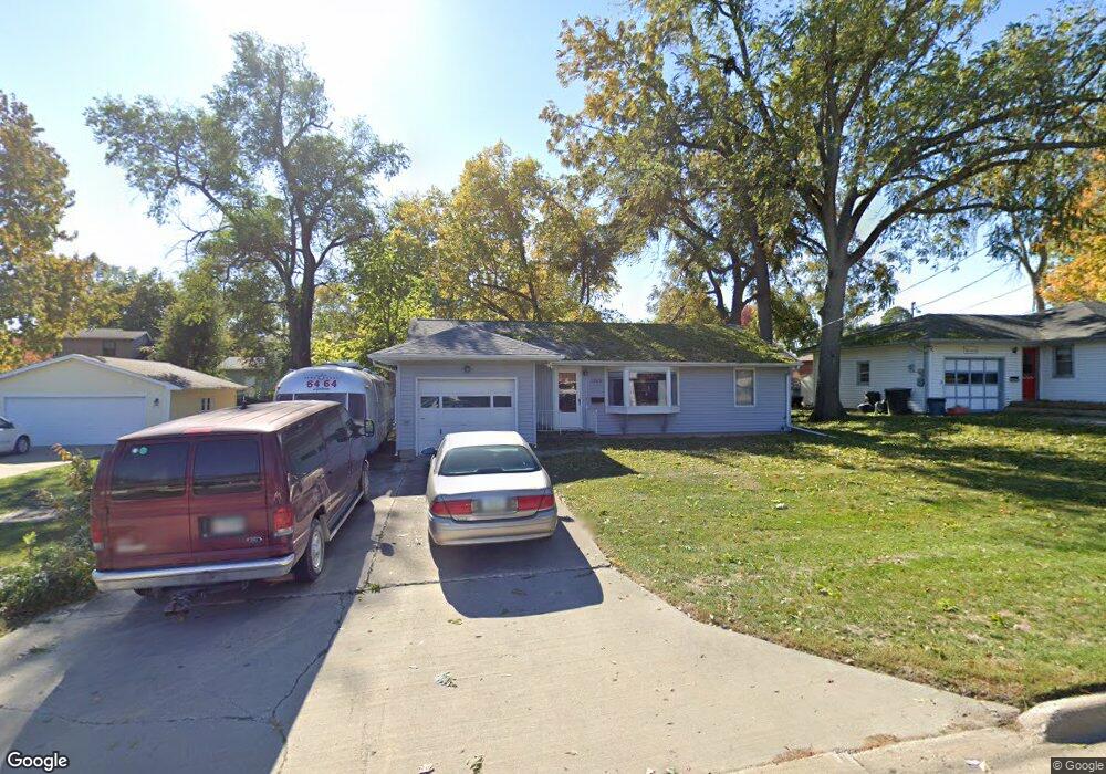 1205 S 8th Ave E, Newton, IA 50208 - photo 1