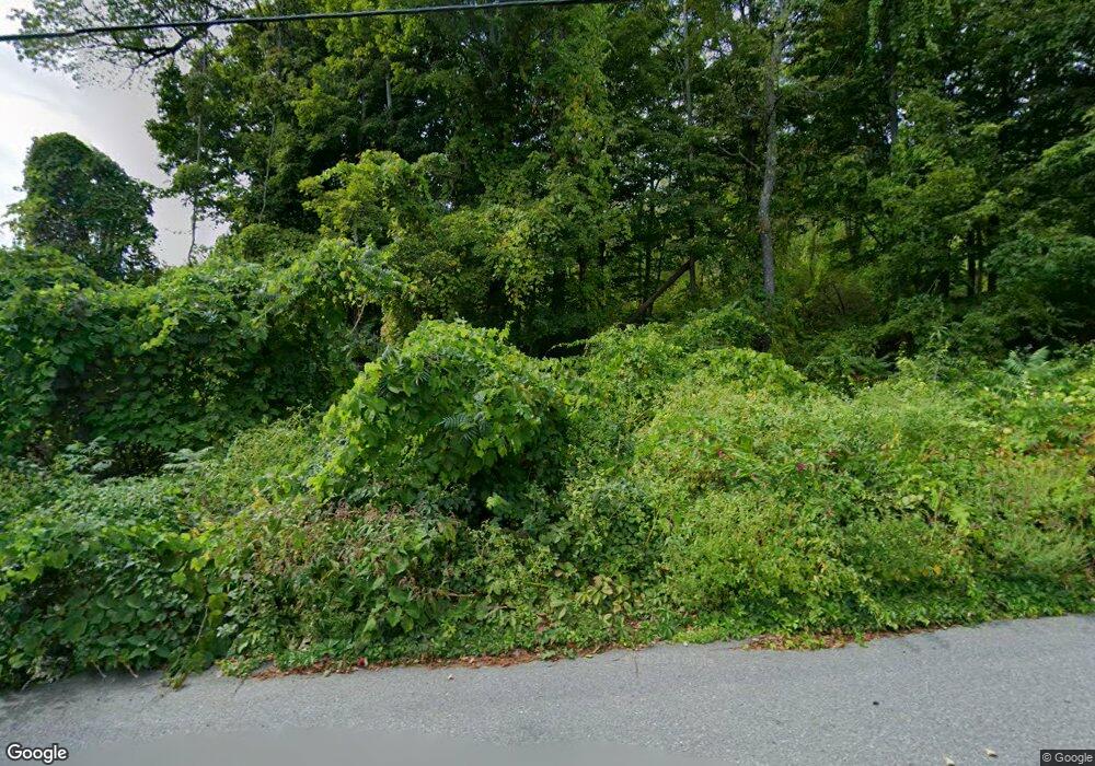 588 Pearl Hill Rd, Fitchburg, MA 01420 - photo 1