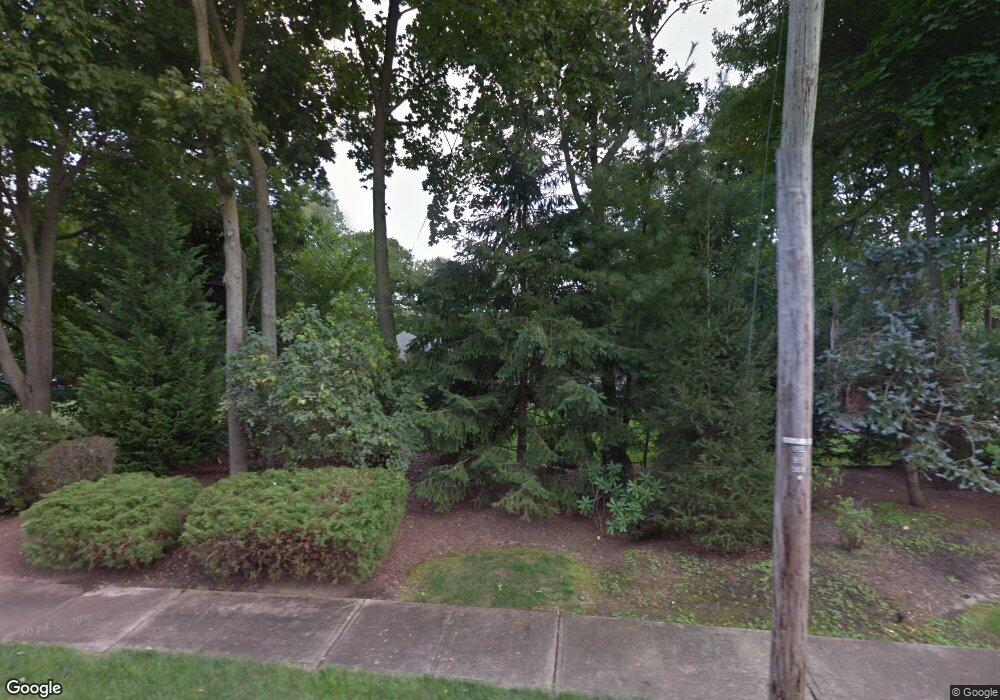 23 Lakeside Dr, Matawan, NJ 07747 - photo 1