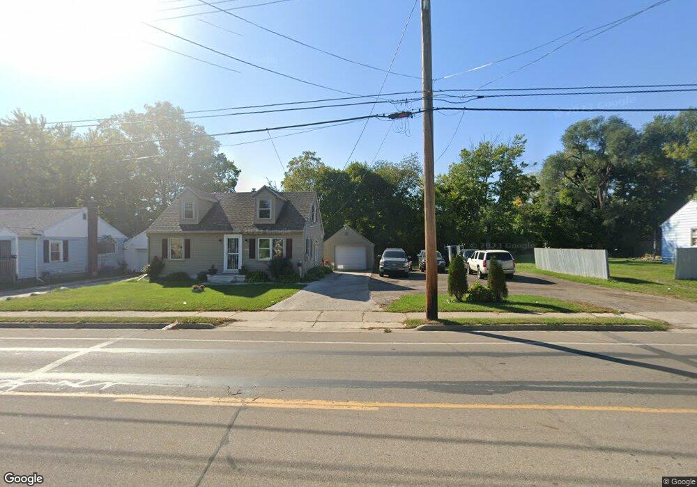 1431 N Mlk Blvd, Lansing, MI 48915 - photo 1