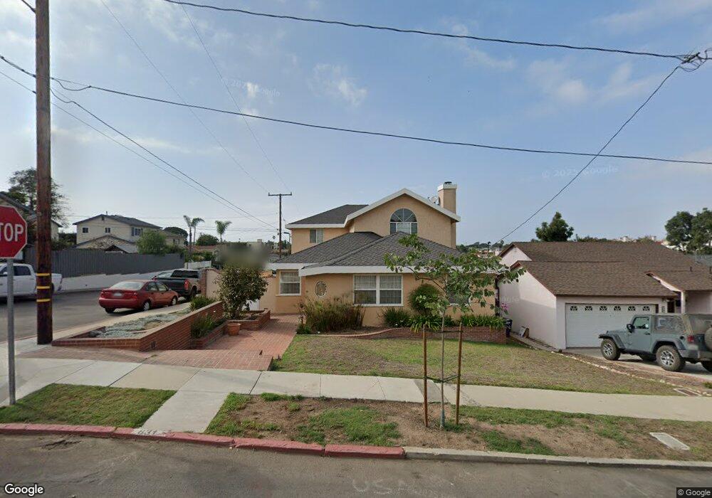 831 Eucalyptus Dr, El Segundo, CA 90245 - photo 1