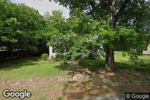 617 11th St, Pawnee, OK 74058