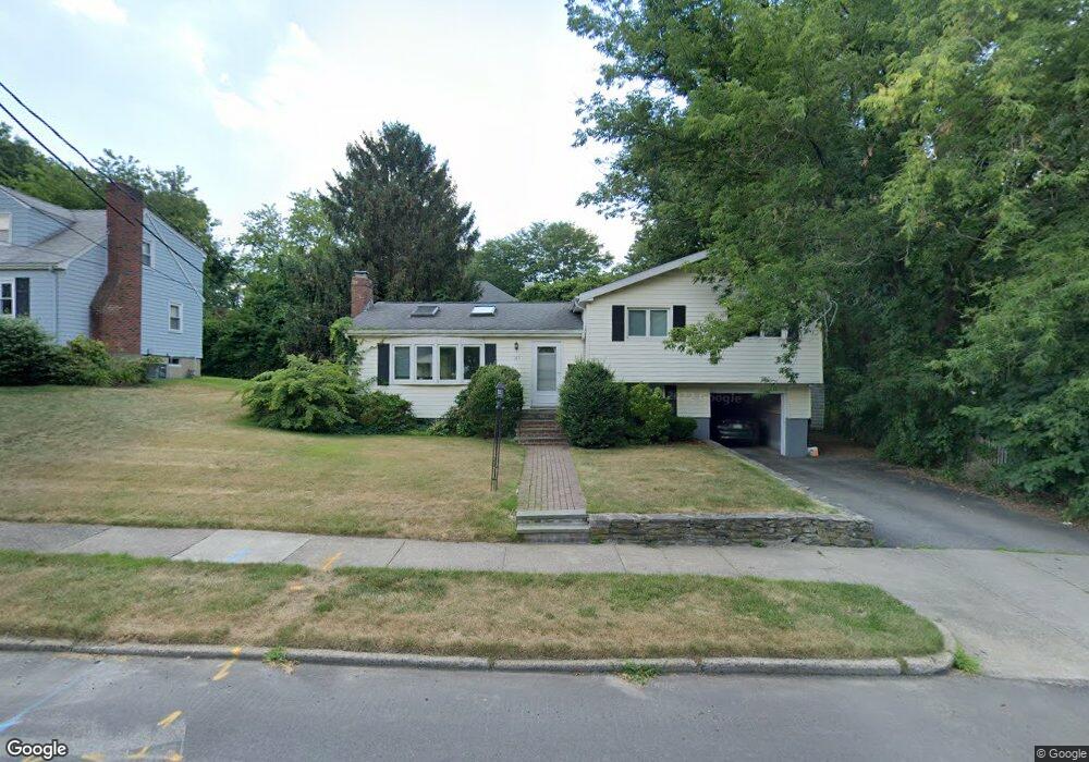 185 Upland Ave unit Single, Newton Highlands, MA 02461 - photo 1