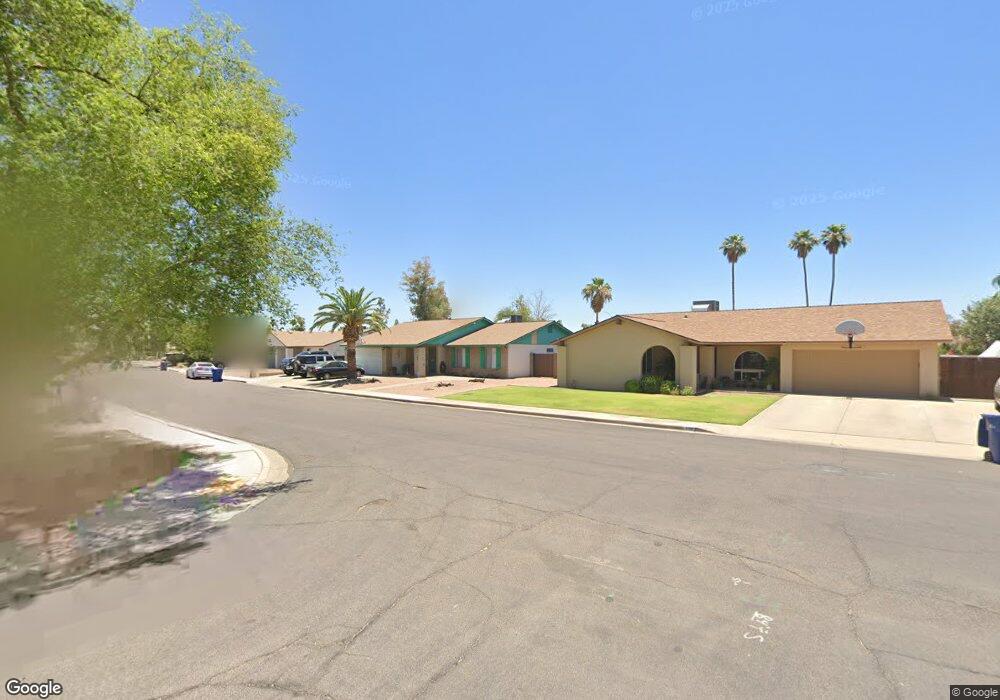 725 W Los Lagos Vista Ave, Mesa, AZ 85210 - photo 1