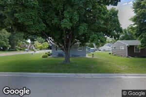 200 E 2nd St, Hanska, MN 56041