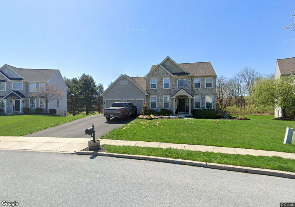 120 Limestone Dr, Reading, PA 19606 - photo 1