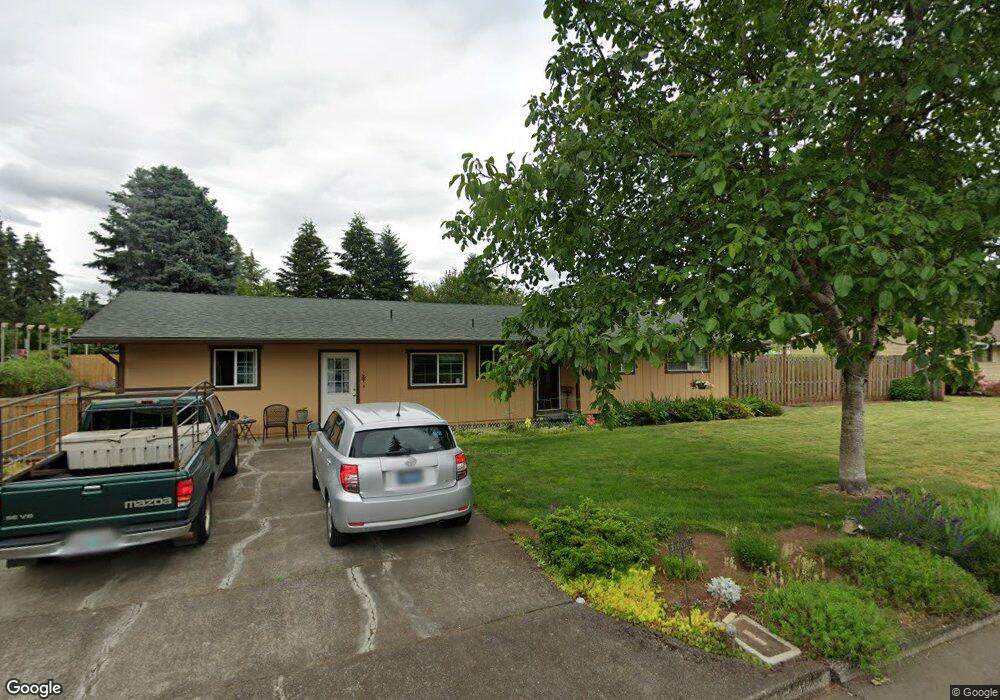 1190 N Lupine Ct, Canby, OR 97013 - photo 1