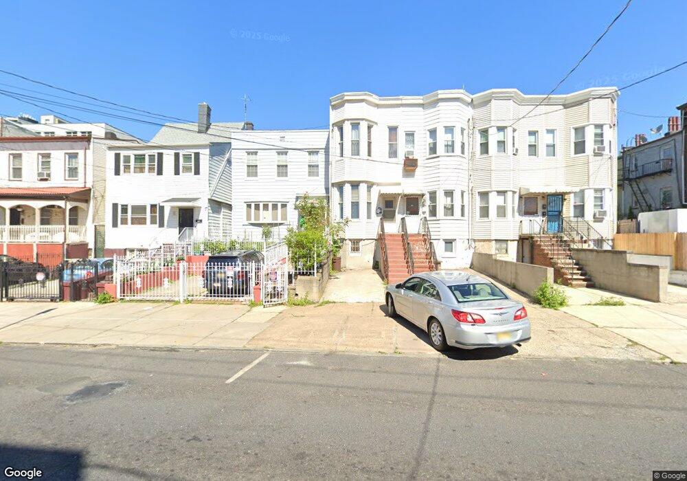 73 Baldwin Ave unit 1, Jersey City, NJ 07306 - photo 1