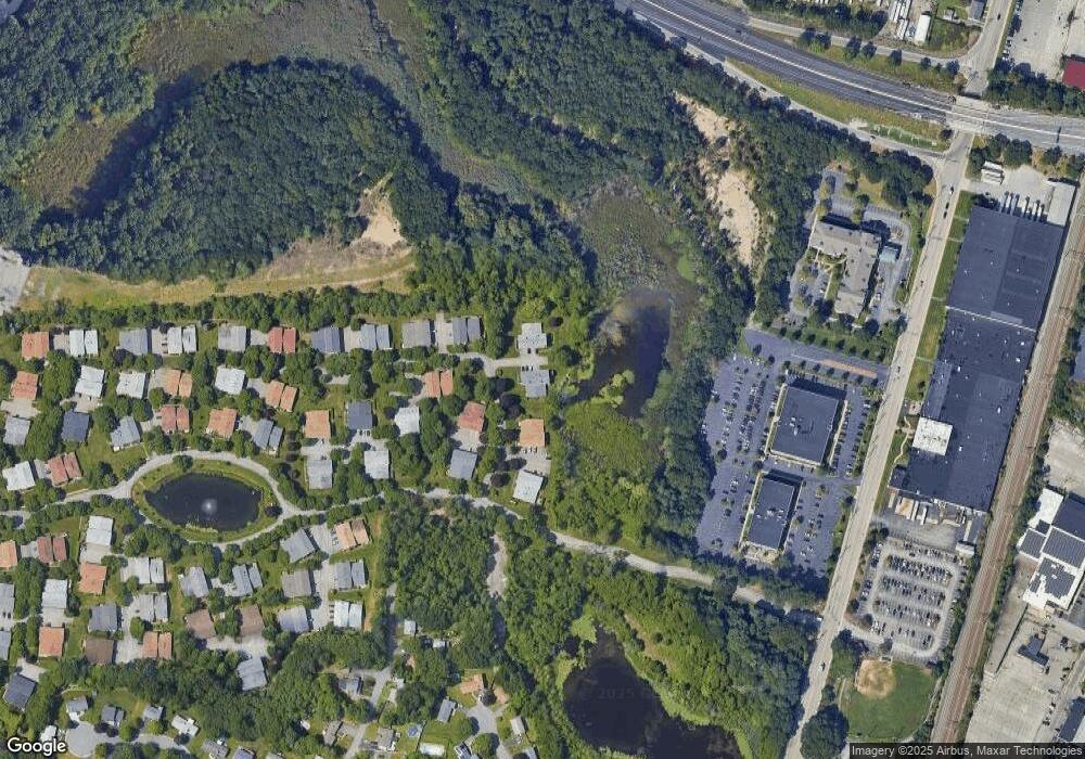 372 Chatham Cir, Warwick, RI 02886 - photo 1