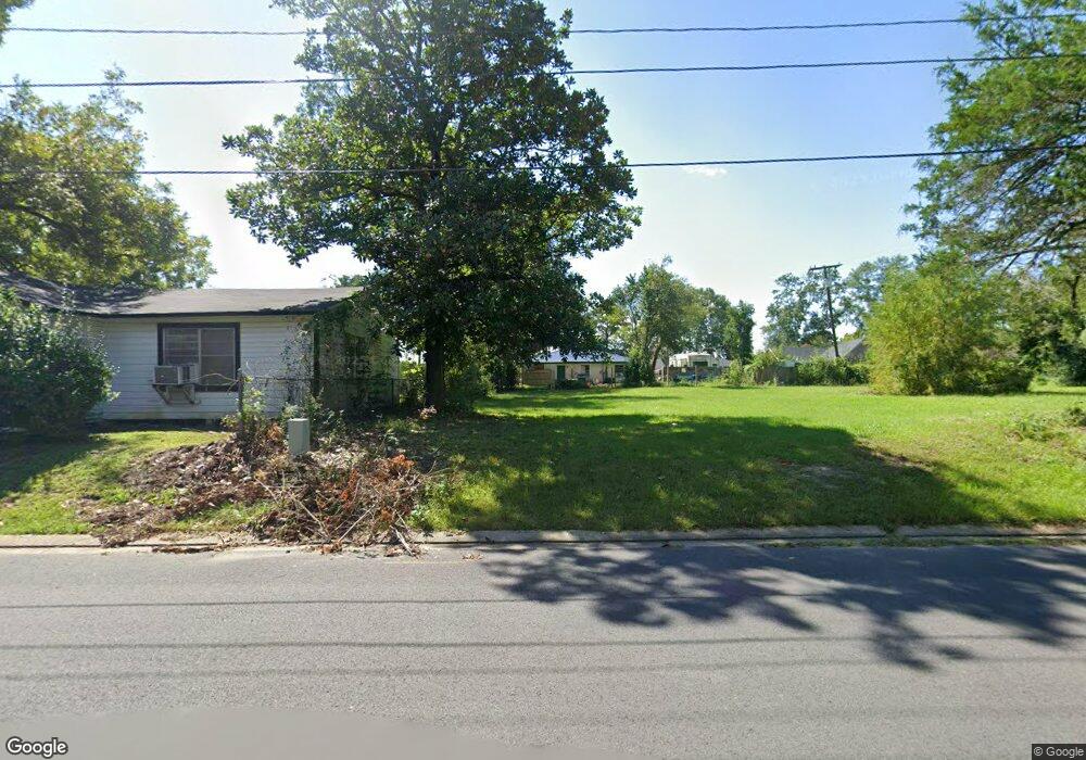 330 E 4th St, Deridder, LA 70634 - photo 1