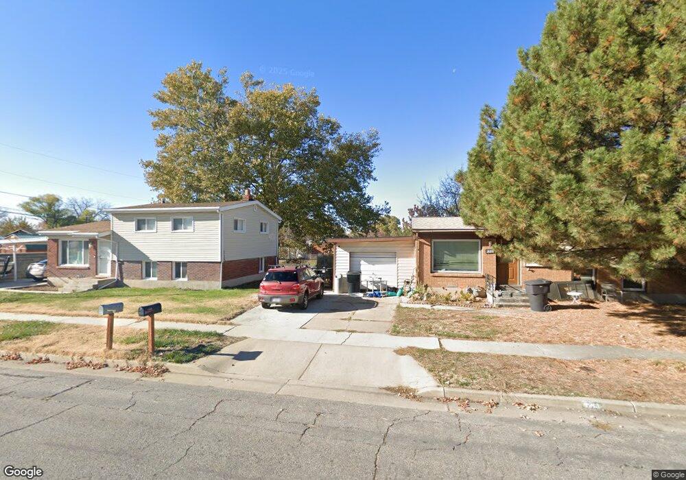 2321 N 690 W, Clearfield, UT 84015 - photo 1