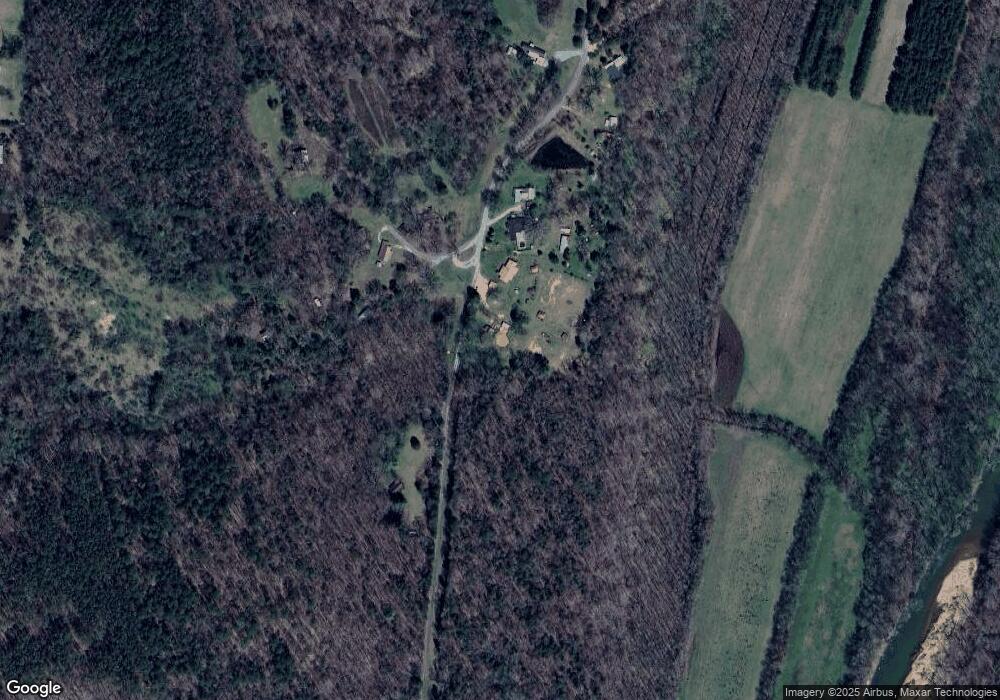 597 Horseshoe Bend Rd, Linden, TN 37096 - photo 1