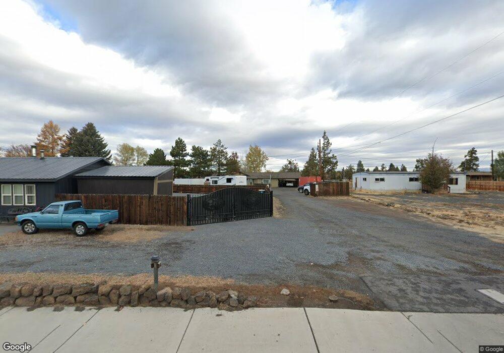 2519 SW Yew Ave, Redmond, OR 97756 - photo 1